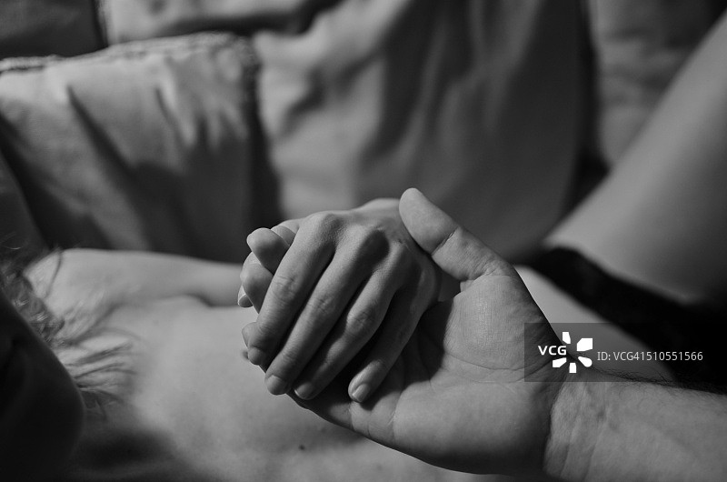 手牵着手图片素材