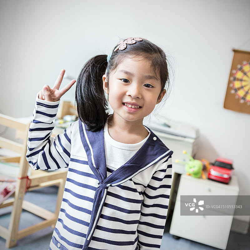 可爱的女孩图片素材