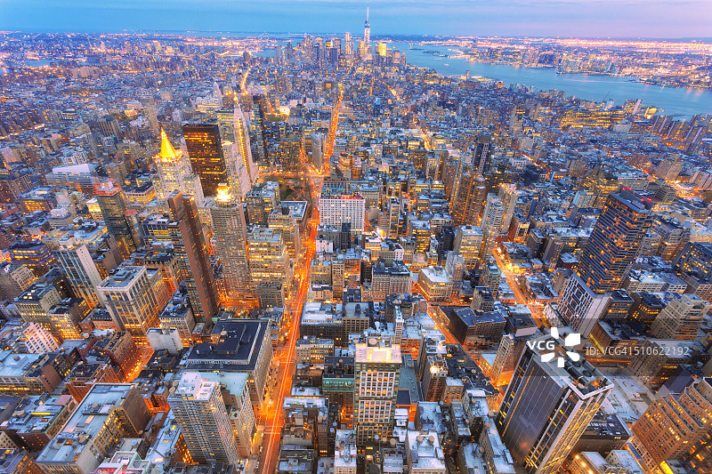 纽约曼哈顿中城黄昏鸟瞰图片素材