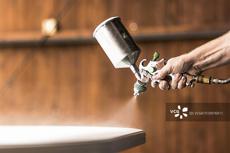 白色绘画桌子图片素材