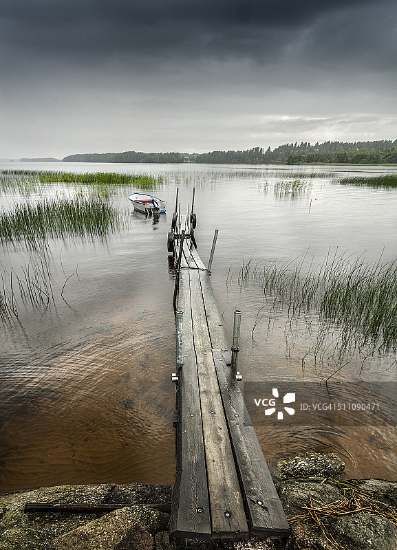 瑞典厄勒布鲁Atorp的斯卡根湖图片素材