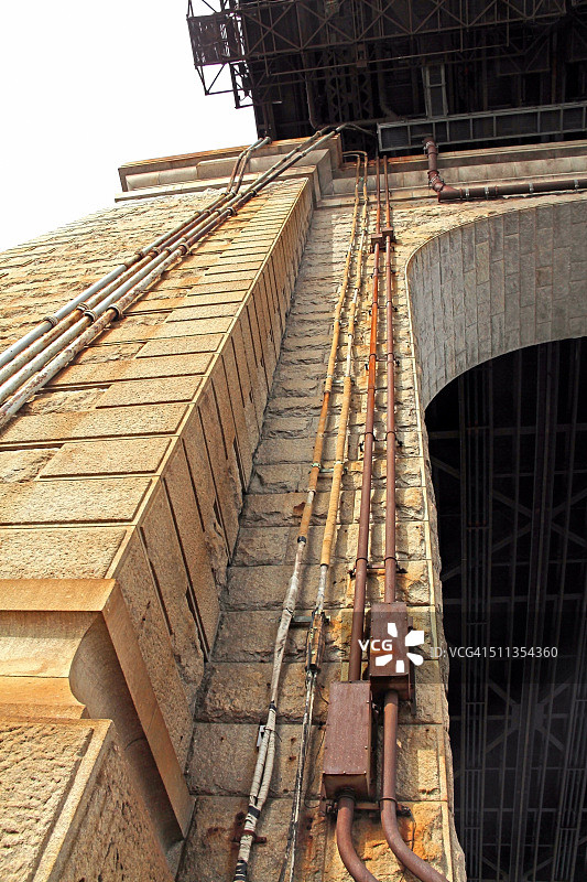 罗斯福岛上的昆斯伯勒大桥支撑柱图片素材