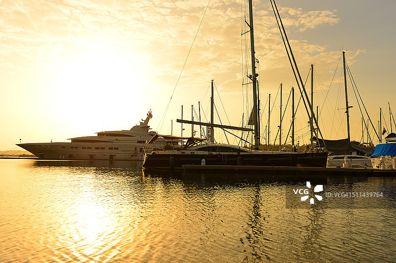 巴斯蒂门托斯岛港口图片素材