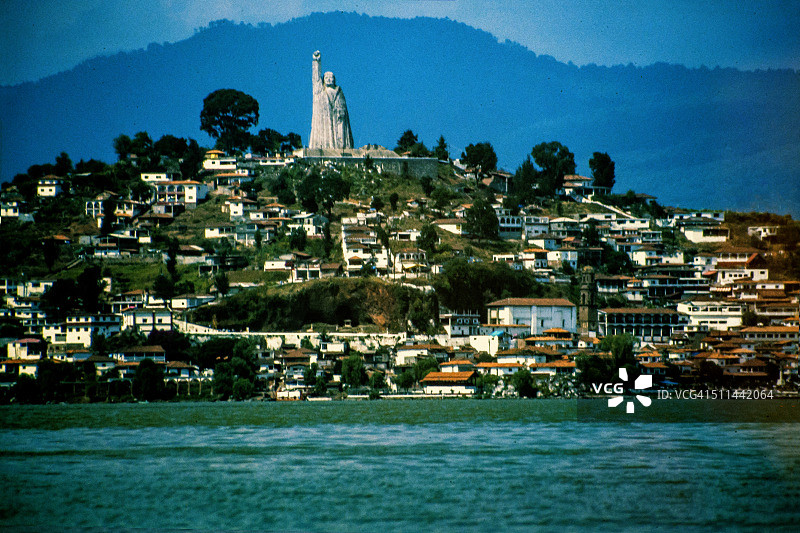 帕茨夸罗湖上的贾尼茨奥岛，米却肯州图片素材