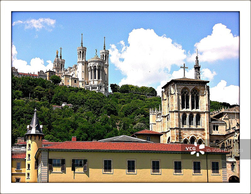 法国里昂圣巴西利卡教堂图片素材