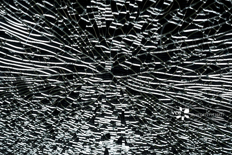 破碎的玻璃图片素材