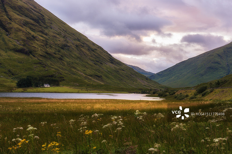 格伦科峡谷阿赫特里奥赫坦湖图片素材