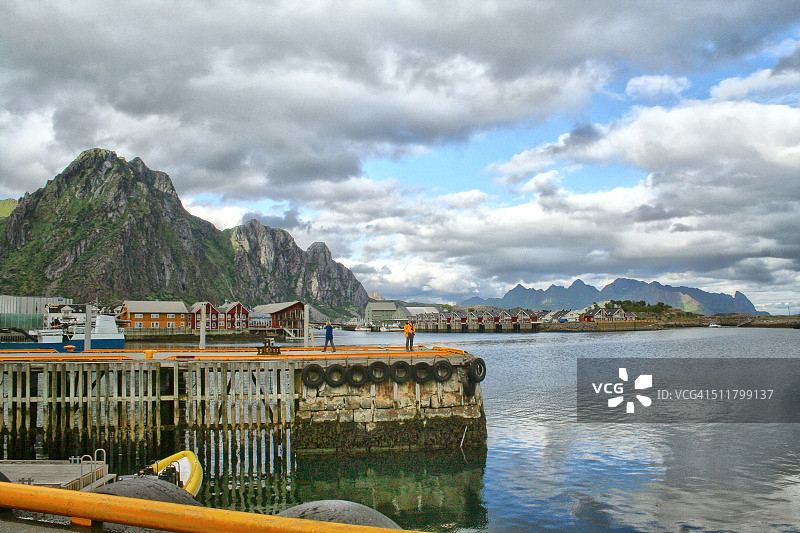 罗弗敦群岛斯沃尔韦尔码头风光图片素材