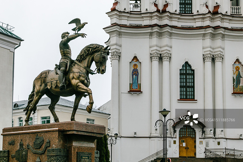 白俄罗斯维捷布斯克阿尔吉尔达斯大公雕像图片素材