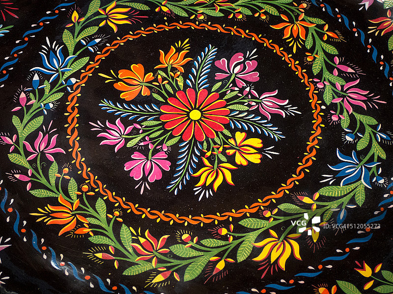 墨西哥米却肯的传统漆盘图片素材