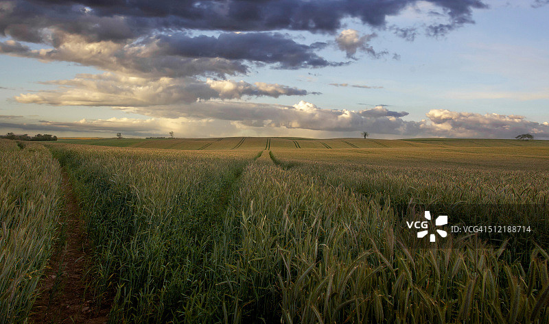 多云天空图片素材