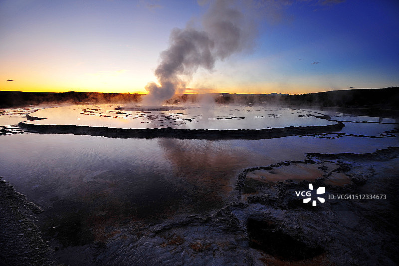 大喷泉间歇泉图片素材