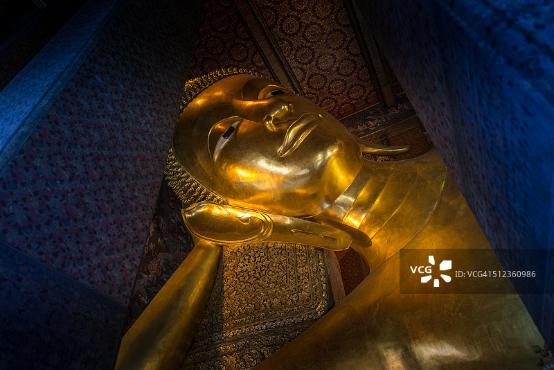 曼谷卧佛寺卧佛图片素材