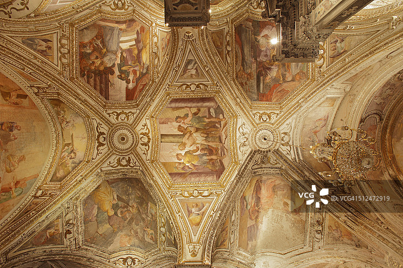 阿马尔菲大教堂圣安德鲁的地下室图片素材