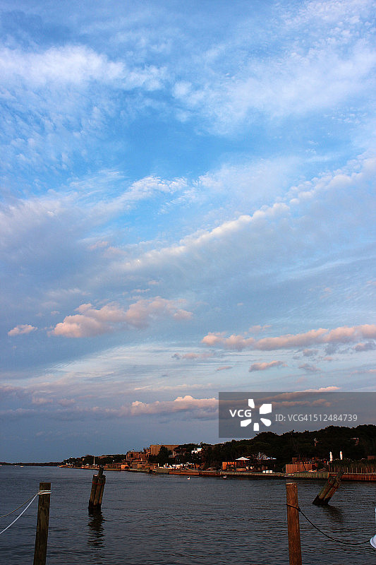 港口天空图片素材