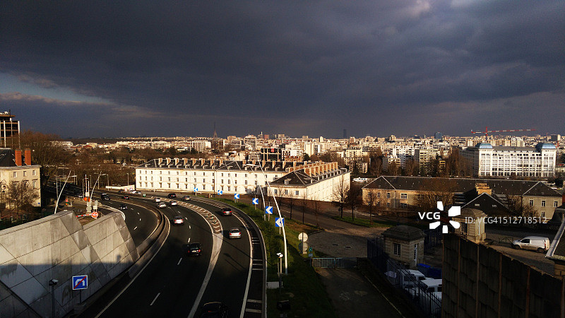 巴黎和布洛涅-比扬古日落全景图片素材