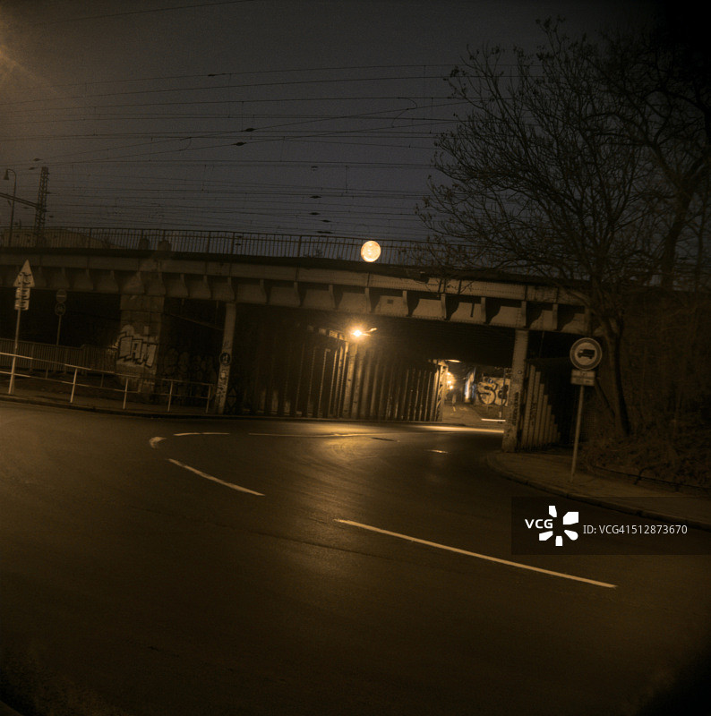 高速公路地下通道图片素材