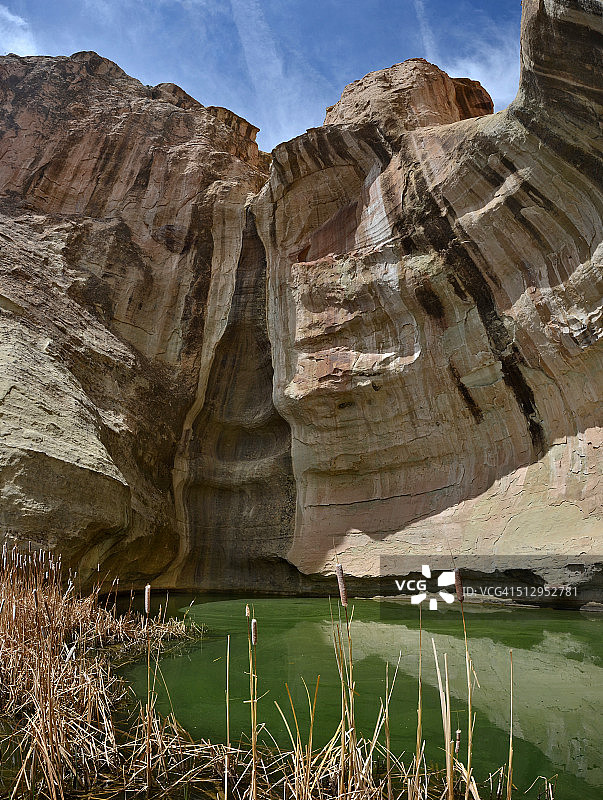 埃尔莫罗国家纪念碑的池塘图片素材