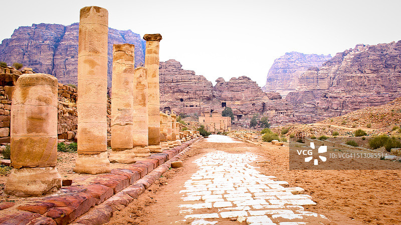 佩特拉柱廊街道景观图片素材