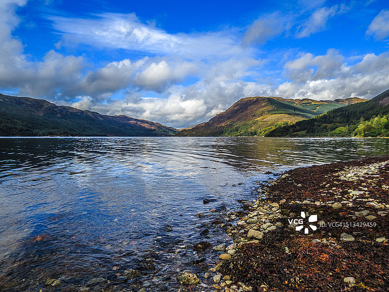 斯特里文湖的宁静倒影图片素材