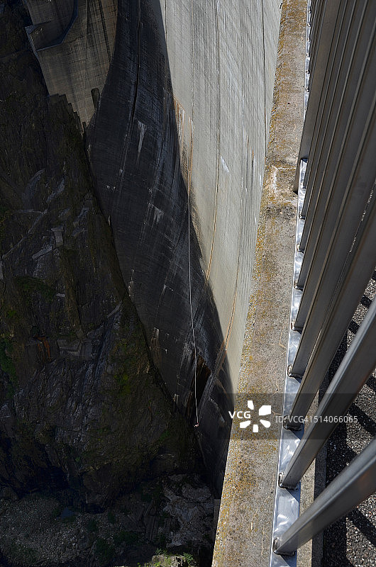 韦尔扎斯卡大坝蹦极图片素材