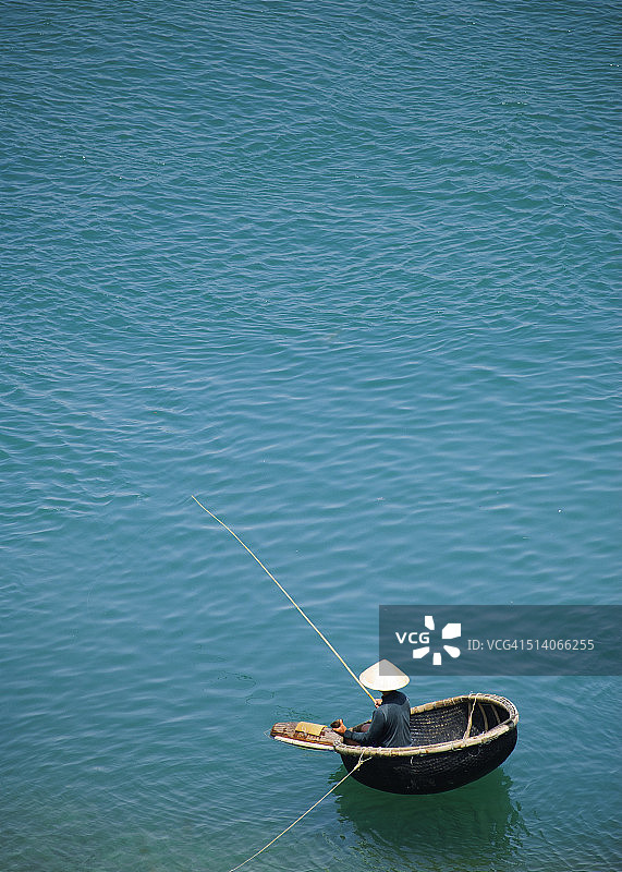 传统捕鱼方式图片素材