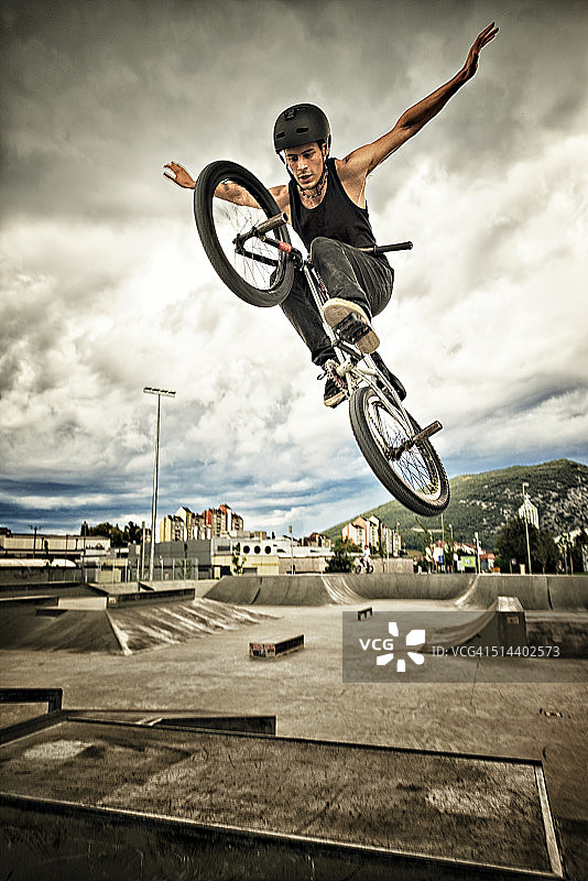 BMX骑手图片素材