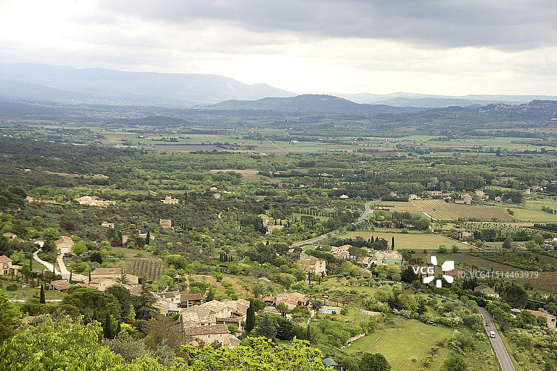 吕贝隆风景图片素材