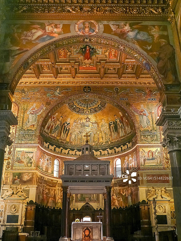 罗马特拉斯提弗列的圣母大教堂图片素材