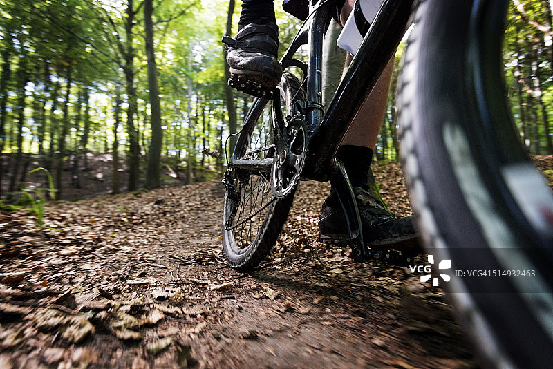 丹麦克林特斯科夫山地自行车骑行图片素材