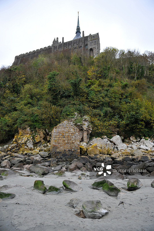 法国诺曼底地区圣米歇尔山的小教堂图片素材