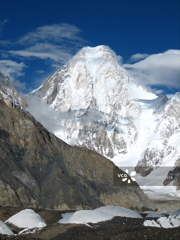 喀喇昆仑山脉的加舒尔布鲁木IV峰图片素材