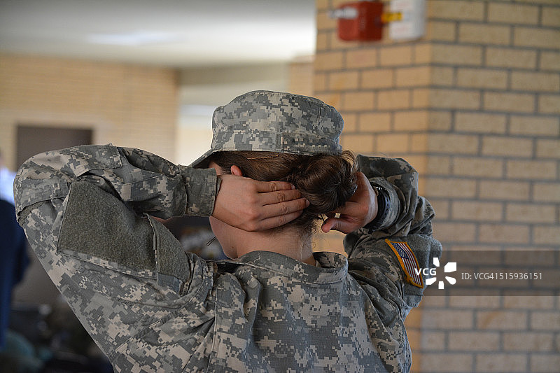 一丝不苟的发型图片素材