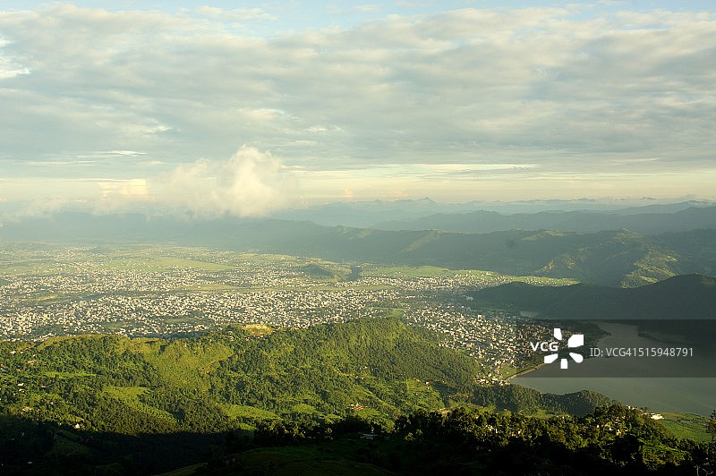 从上方看博卡拉和费瓦湖图片素材