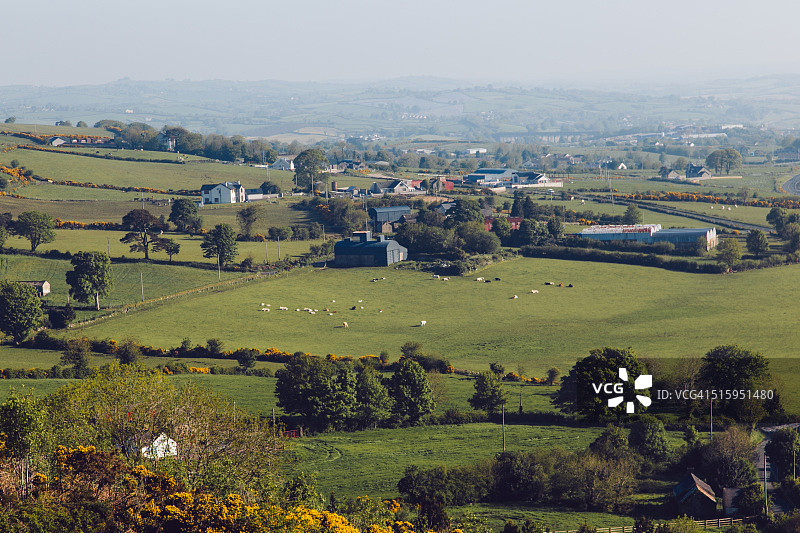 从伯尼什观景点看到的纽里附近乡村景色，北爱尔兰图片素材