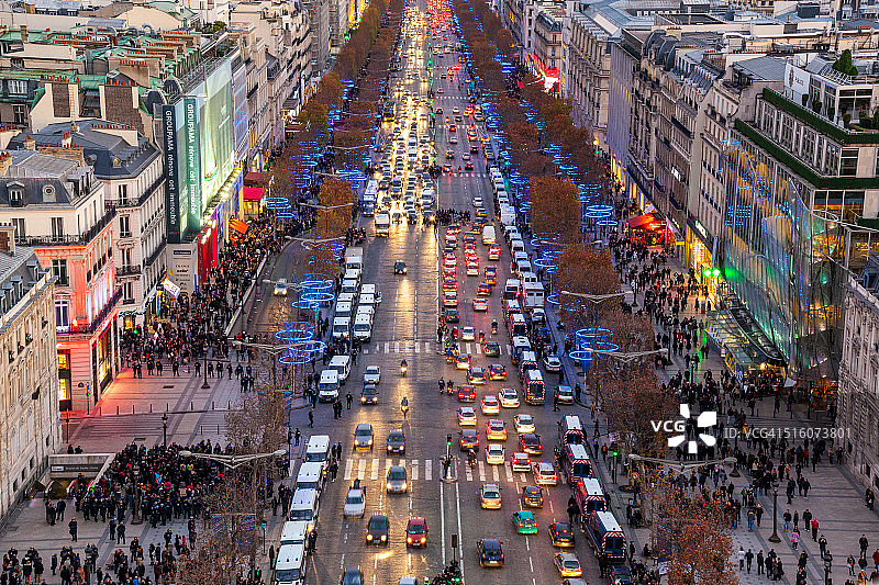 香榭丽舍大街上的圣诞节图片素材