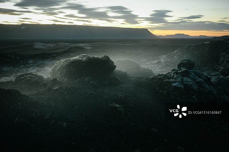 冰岛莱赫尼库尔火山熔岩地貌图片素材