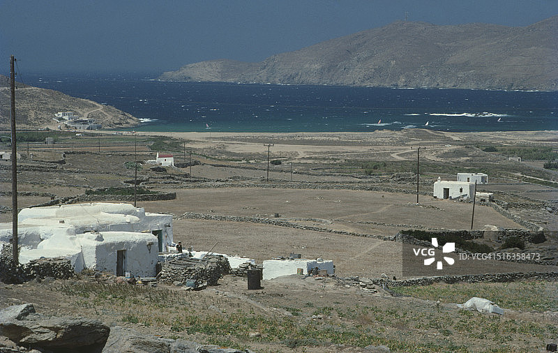 米科诺斯岛Ftelia海湾的风帆冲浪者图片素材