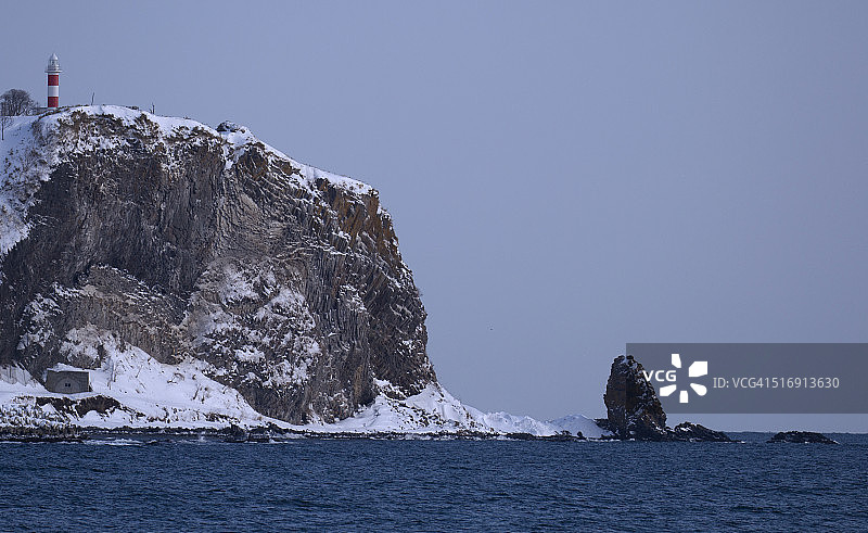 有灯塔的罗臼港图片素材