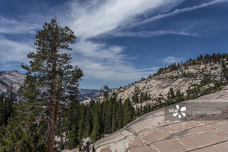 约塞米蒂国家公园奥姆斯特德角图片素材