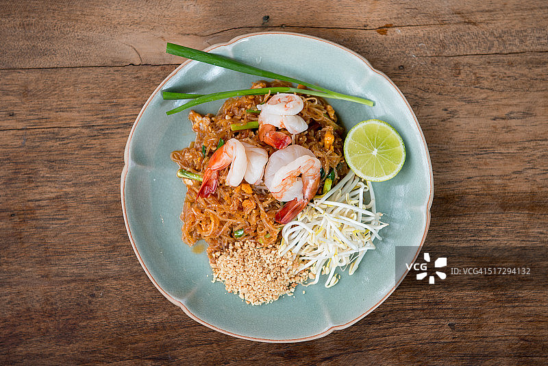 泰式炒虾河粉图片素材