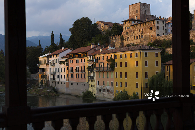 巴萨诺-德尔格拉帕的部分房屋图片素材