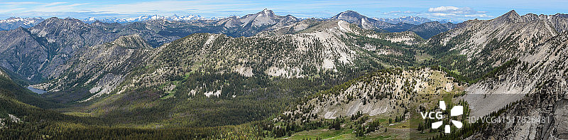 奇兰锯齿荒野全景图片素材