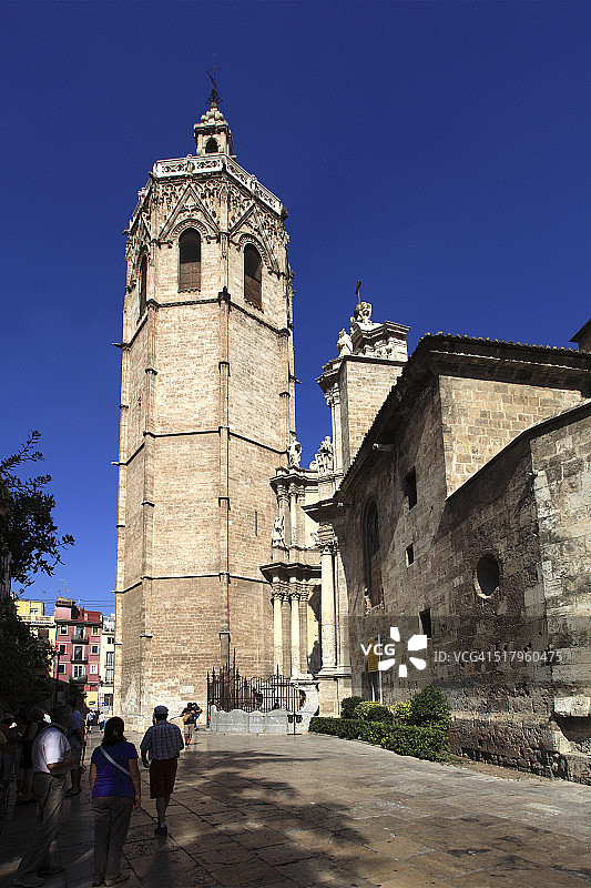 瓦伦西亚圣玛丽亚大教堂和塔楼图片素材