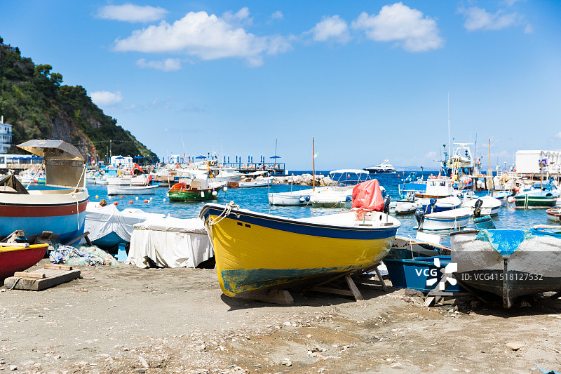 马里纳格兰德的传统渔船图片素材