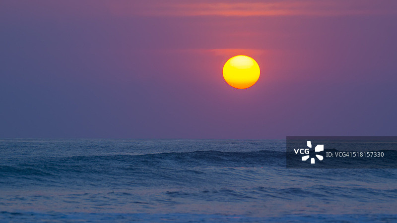 圣特雷莎卡门海滩的暮色，哥斯达黎加图片素材
