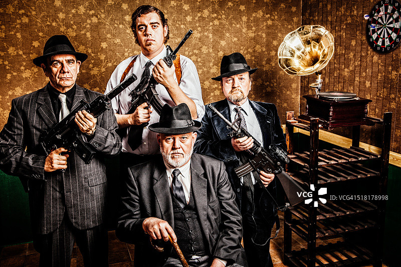 黑手党家族与老大和儿子们图片素材