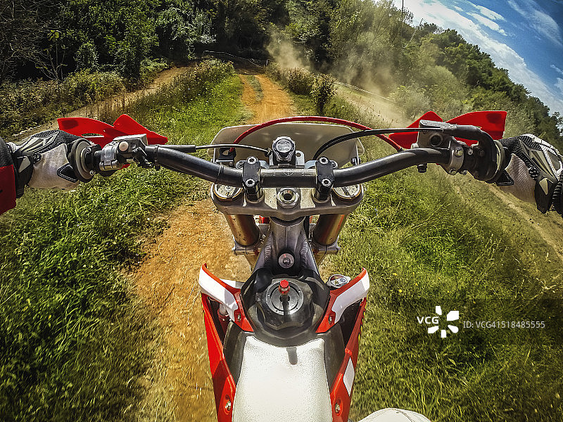 耐力摩托车越野赛车图片素材