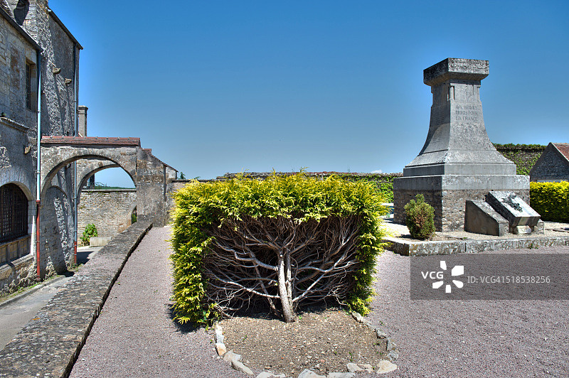 法国约讷省韦泽莱老城韦泽莱修道院图片素材