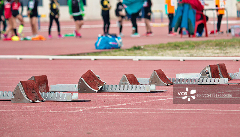 跑道上的起跑器特写图片素材